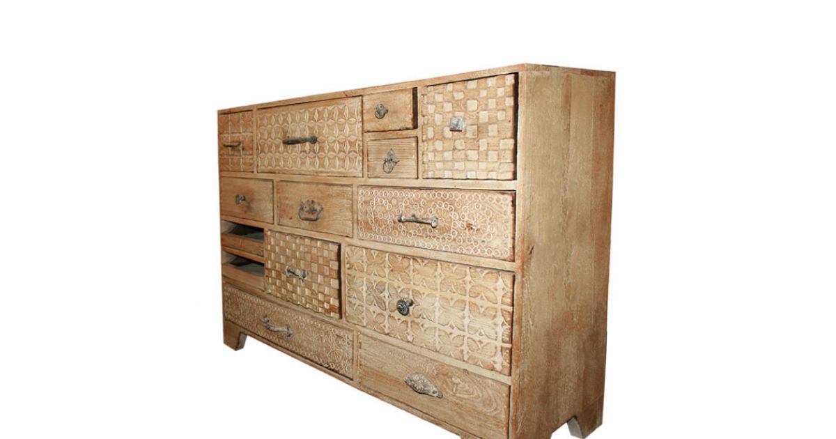 Wooden store bedroom drawers